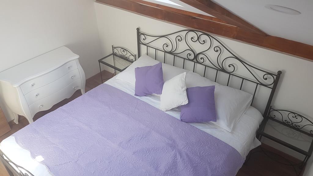 Apartment Azaleja 萨利 外观 照片