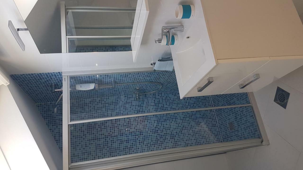 Apartment Azaleja 萨利 外观 照片